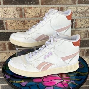REEBOK Club Hi Top Sneakers White‎ Leather Classic Style 90's Pink Accents Comfy
